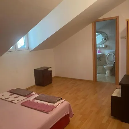 Cro Apartments Makarska Krvavica