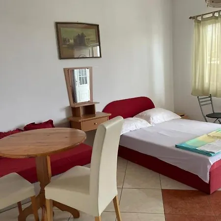 Cro Apartments Makarska * Krvavica