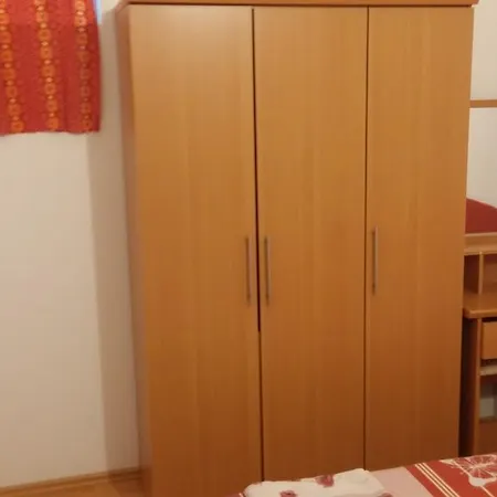 Cro Apartments Makarska