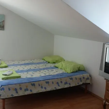 Cro Apartments Makarska *